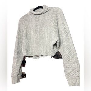 Medium Fashion Nova grey cropped turtleneck sweater
